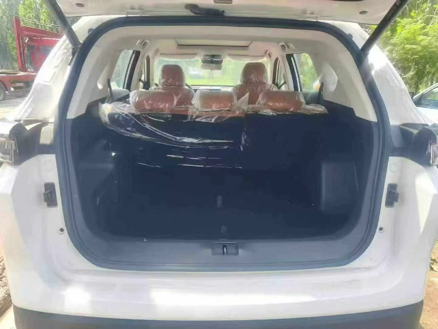 2024 Jetour Shanhai L7 PHEV SUV – 120 km CLTC Pure Electric Range | Brand New Unused | Registered July 2026 | License Plate & Tax Included