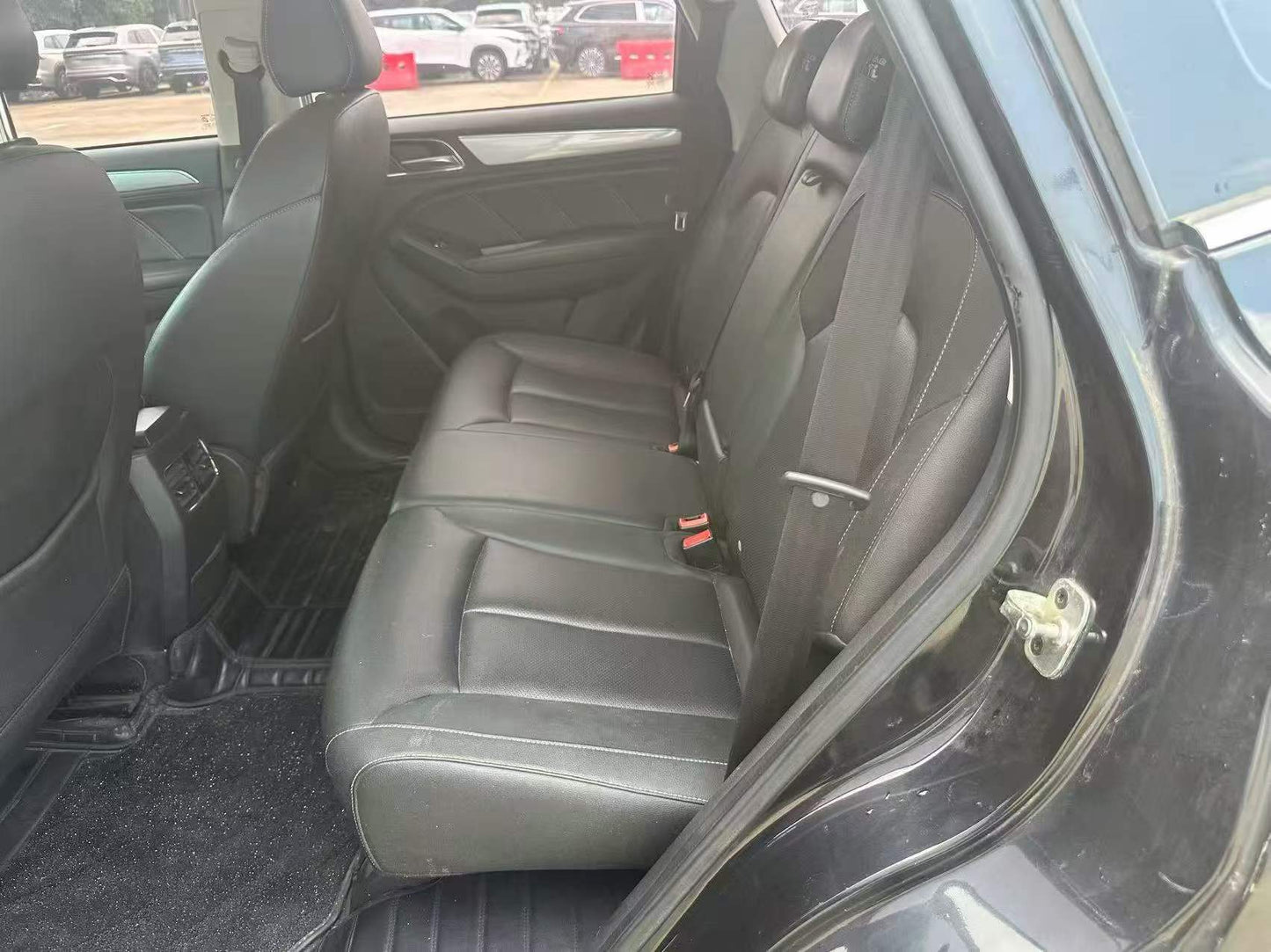 2019 Roewe RX5 20T 4G Internet Platinum Edition – 1.5T Automatic FWD | Original Condition | 120,000 km Full Service History